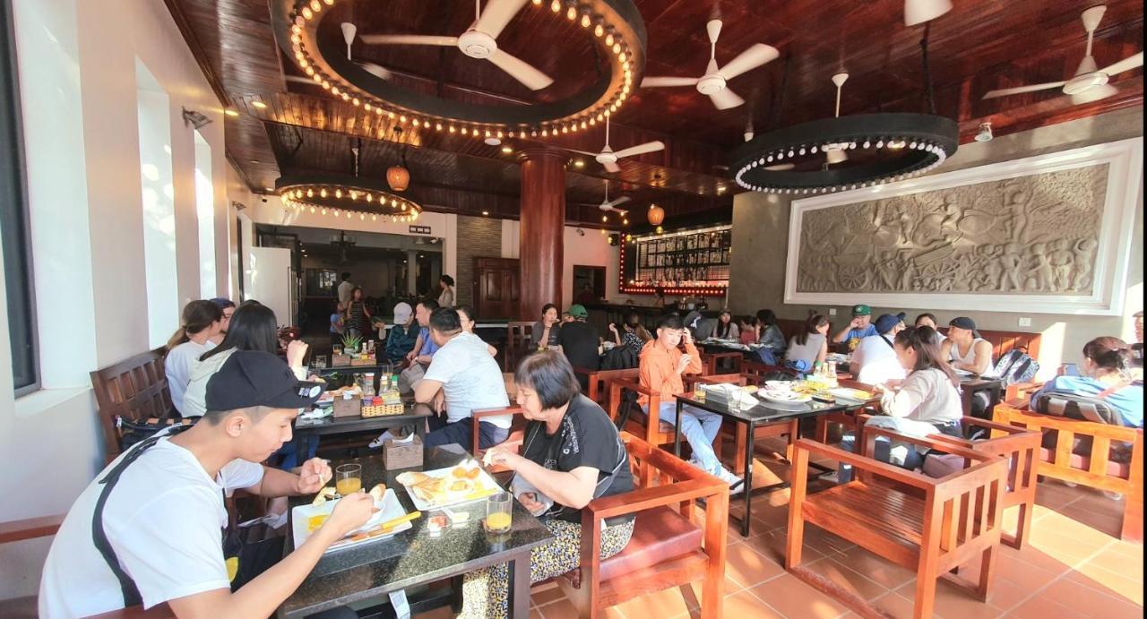 Darling Pub Hostel Siem Reap Esterno foto