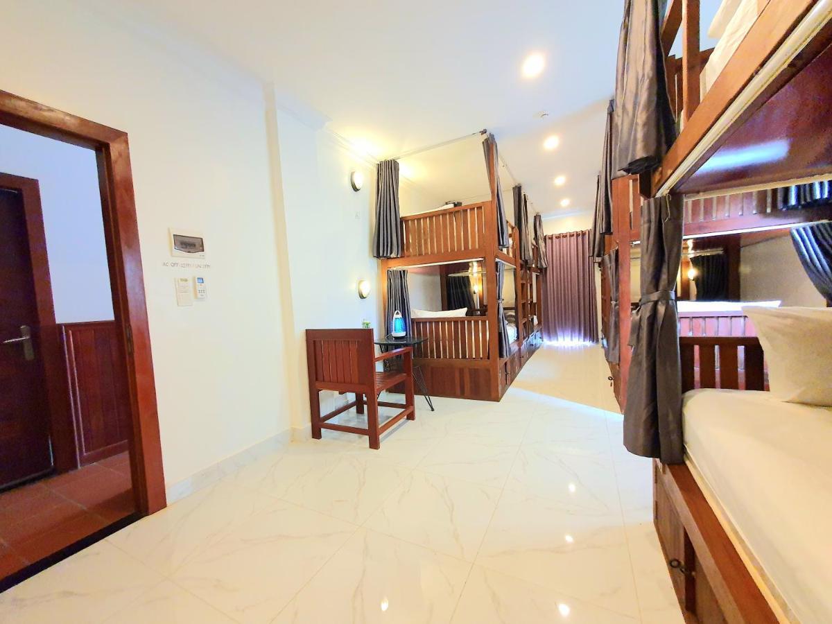 Darling Pub Hostel Siem Reap Esterno foto