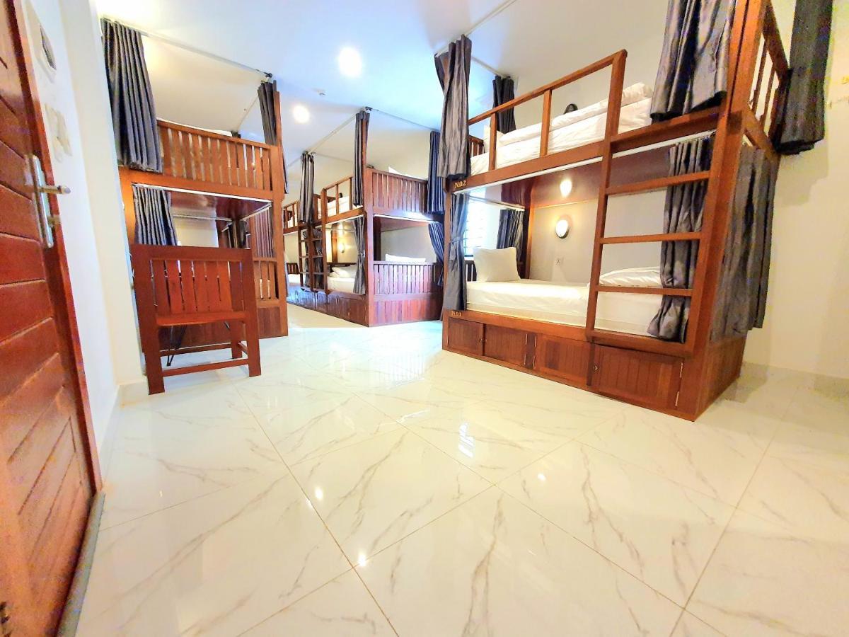 Darling Pub Hostel Siem Reap Esterno foto