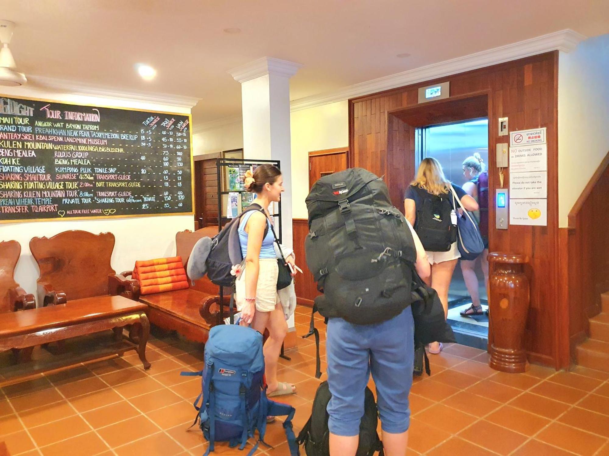 Darling Pub Hostel Siem Reap Esterno foto